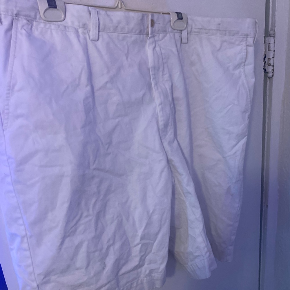 White polo shorts size 44